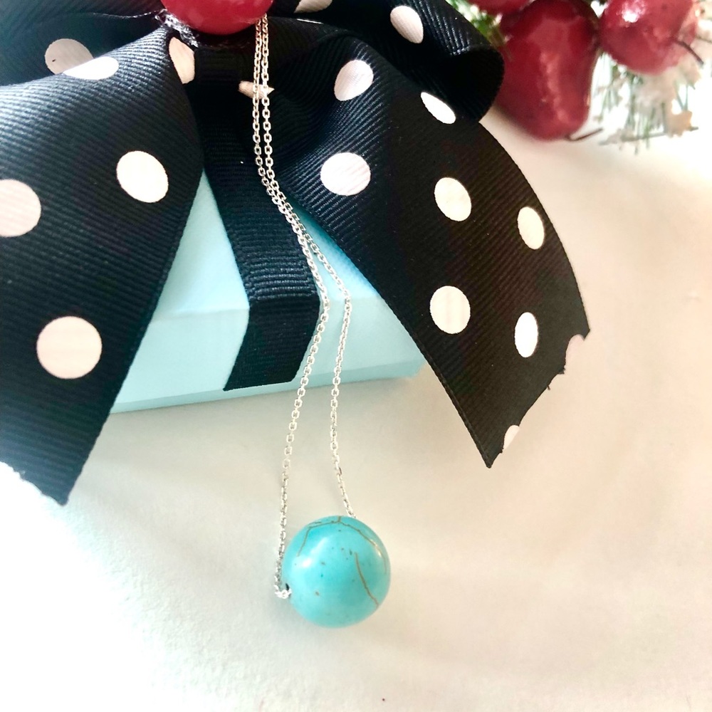 Turquoise bead silver necklace